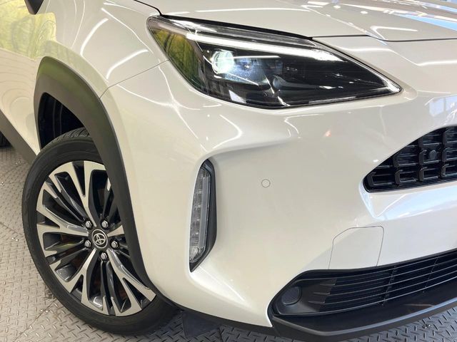 Toyota Yaris Cross 12