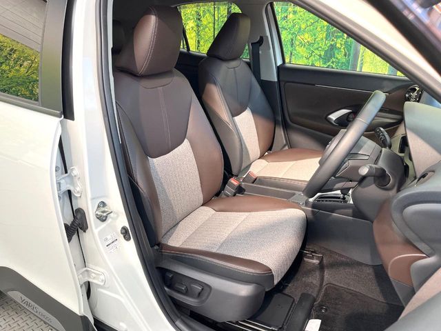 Toyota Yaris Cross 8