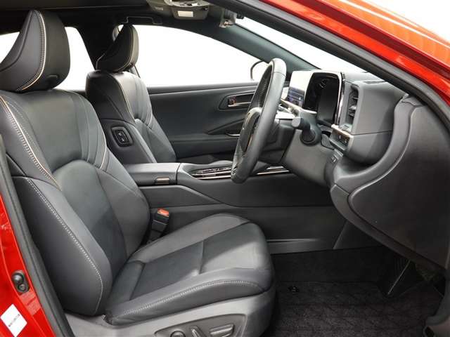 Toyota Crown Sport 7