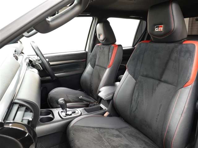 Toyota Hilux 8