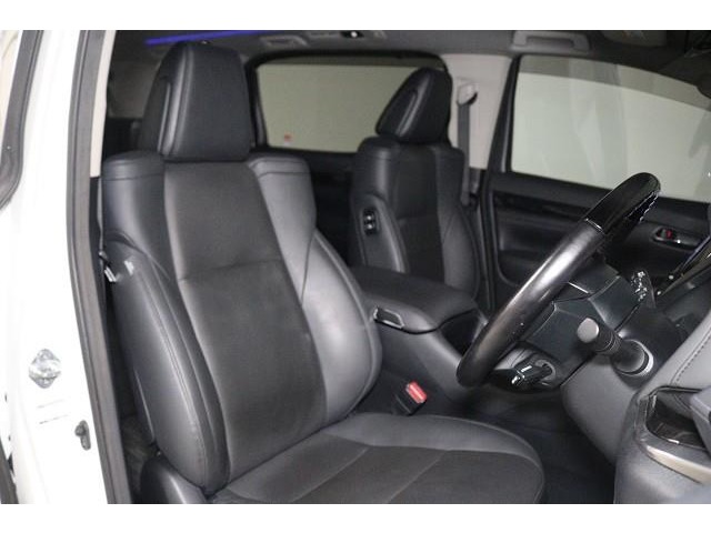Toyota Alphard 10