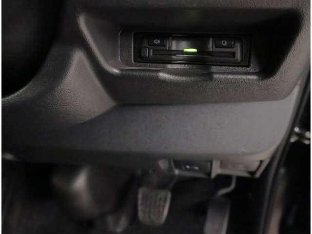 Toyota Hiace Van 12
