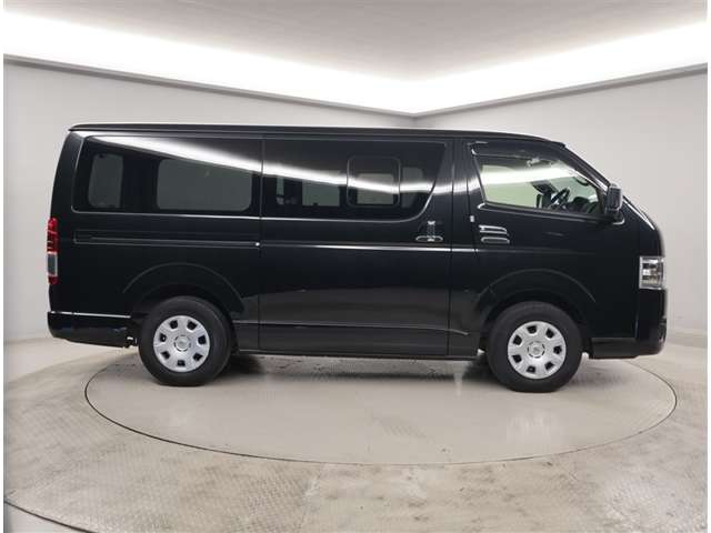Toyota Hiace Van 2