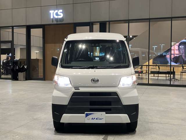 Daihatsu Hijet Cargo 4