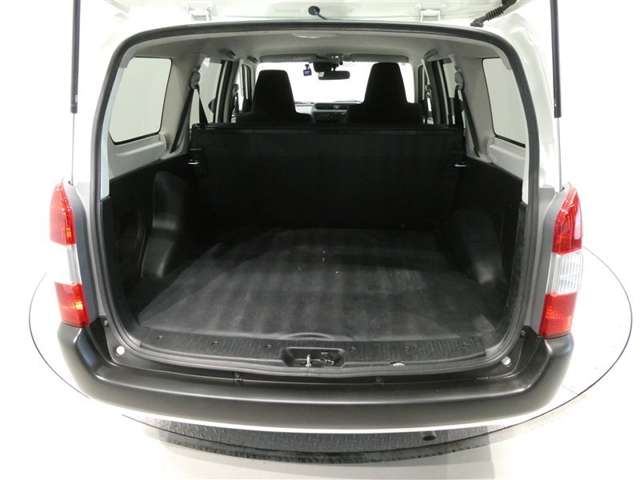 Toyota Probox Van 10