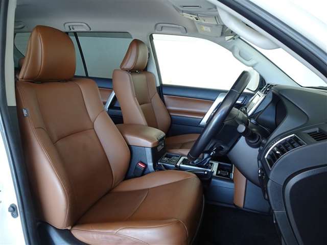 Toyota Land Cruiser Prado 4