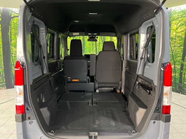 Honda N-VAN 10