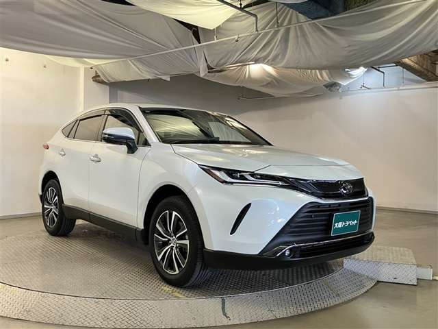 Toyota Harrier 3