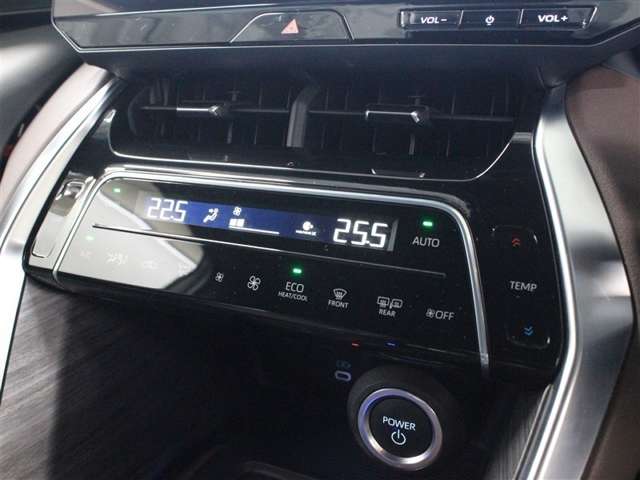 Toyota Harrier 11
