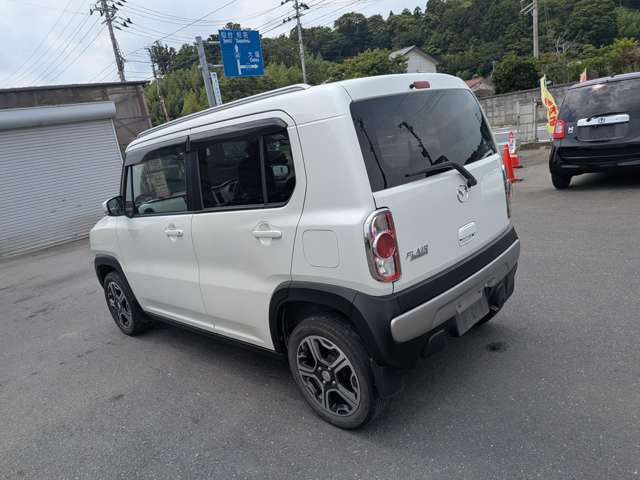 Mazda Flair Crossover 12