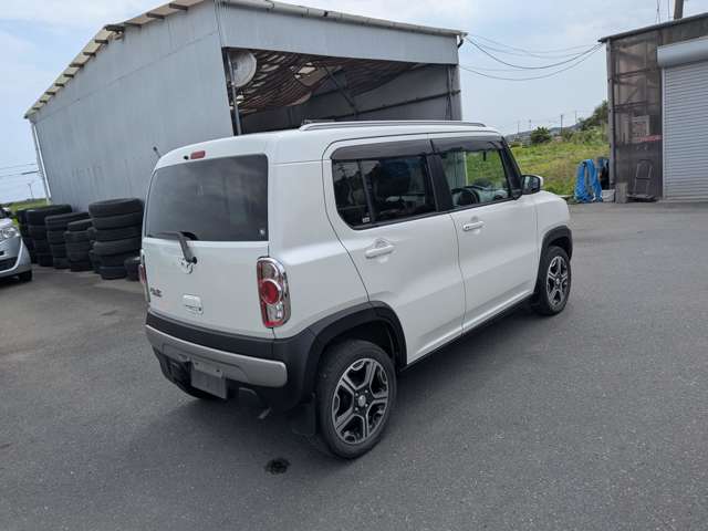 Mazda Flair Crossover 8