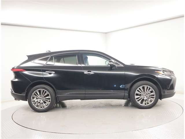 Toyota Harrier 2