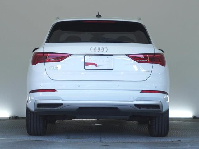 Audi Q3 7