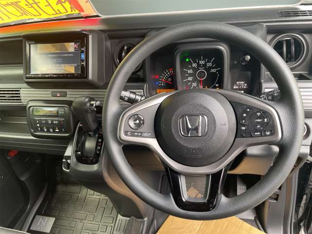 Honda N-VAN 8