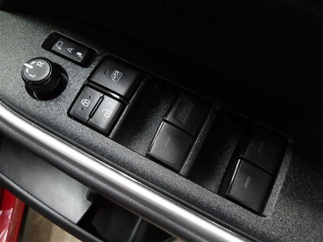 Toyota Noah 12