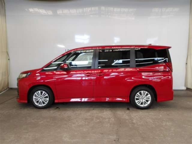 Toyota Noah 2