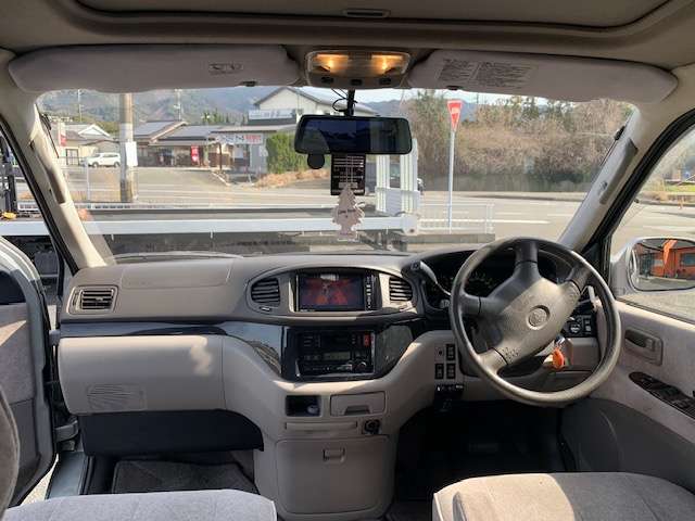 Toyota Regius 8