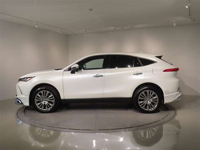 Toyota Harrier 2