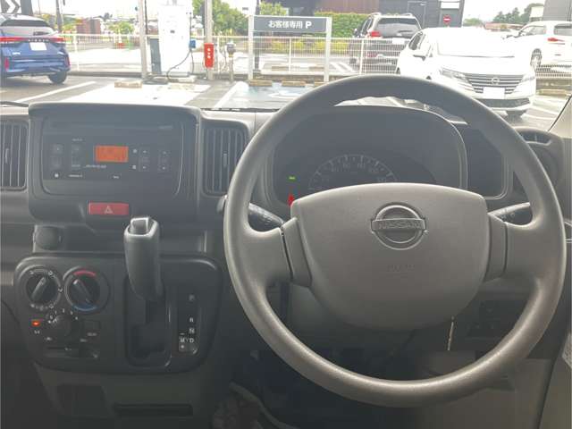 Nissan NV100 Clipper 6