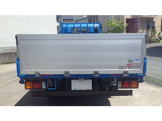 Mitsubishi Fuso Canter 8