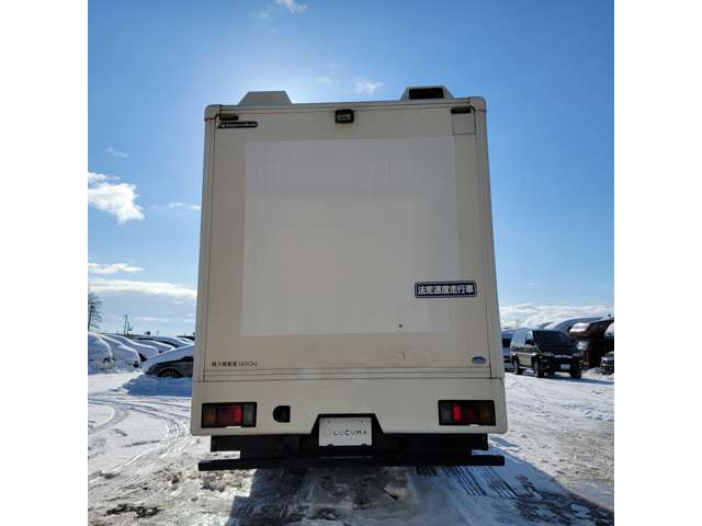 Isuzu Elf 10