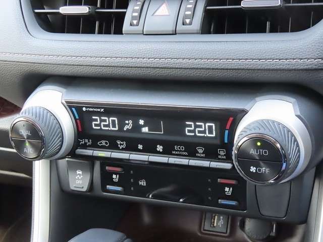 Toyota RAV4 12
