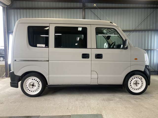Suzuki Every 12