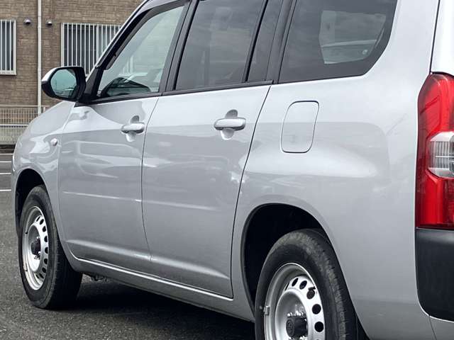 Toyota Probox Van 9