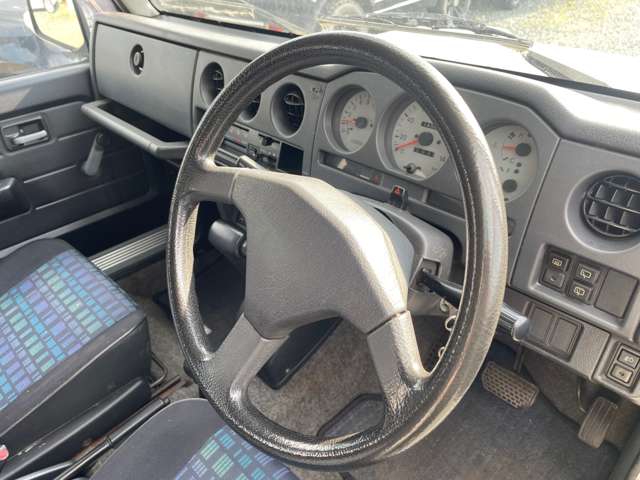 Suzuki Jimny 12
