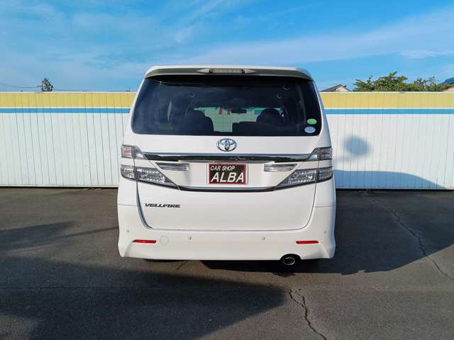 Toyota Vellfire 12