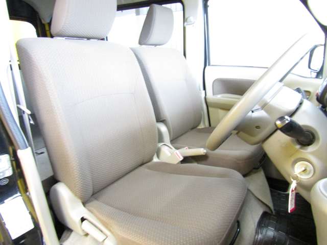 Mitsubishi Minicab Van 6