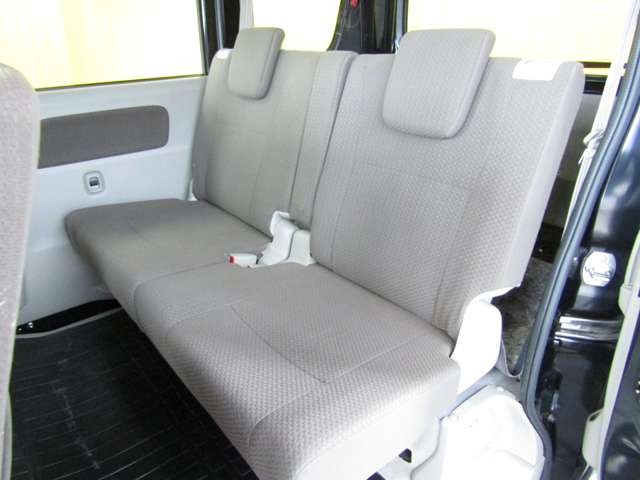 Mitsubishi Minicab Van 8
