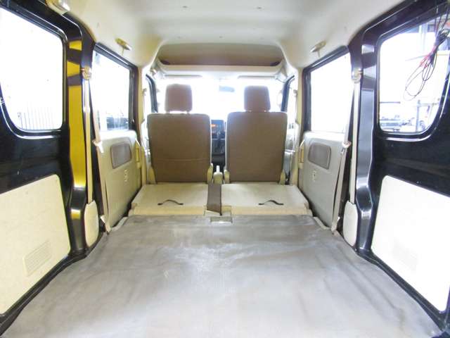 Mitsubishi Minicab Van 10