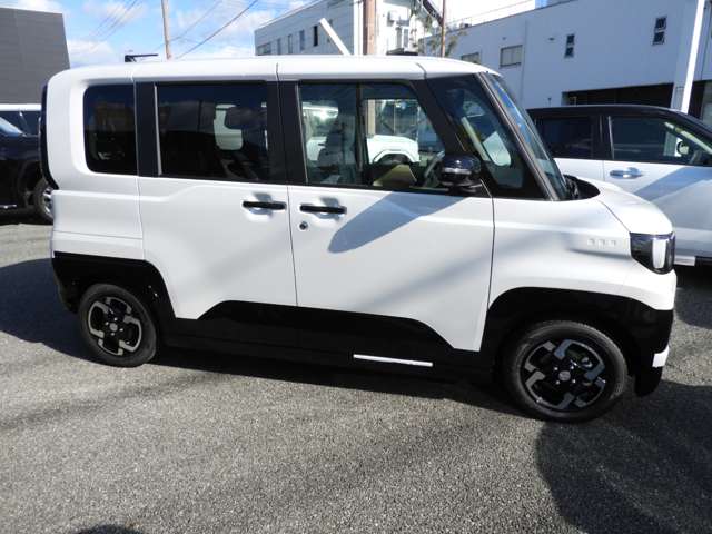 Mitsubishi Delica Mini 4