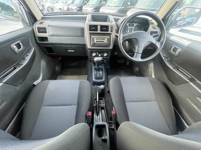 Mitsubishi Pajero Mini 2