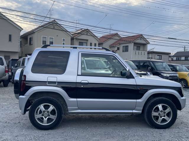 Mitsubishi Pajero Mini 8