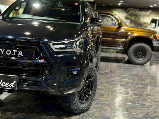 Toyota Hilux 7