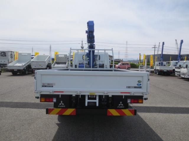 Mitsubishi Fuso Canter 7