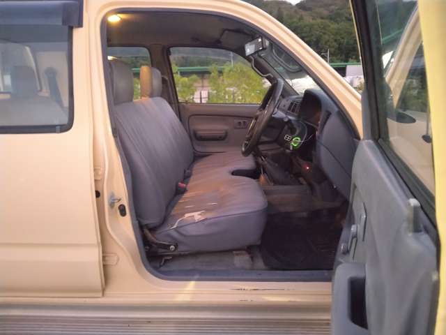 Toyota Hilux 10