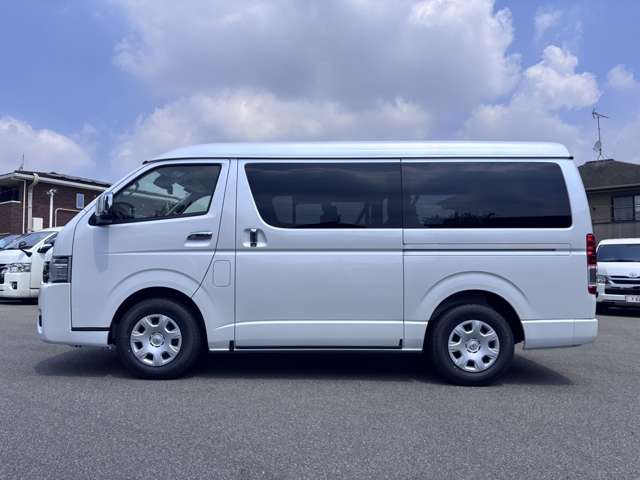 Toyota Hiace 11
