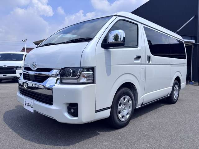 Toyota Hiace 9