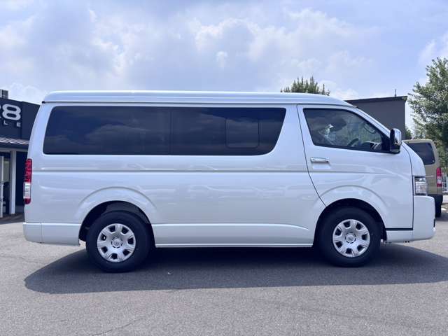 Toyota Hiace 10