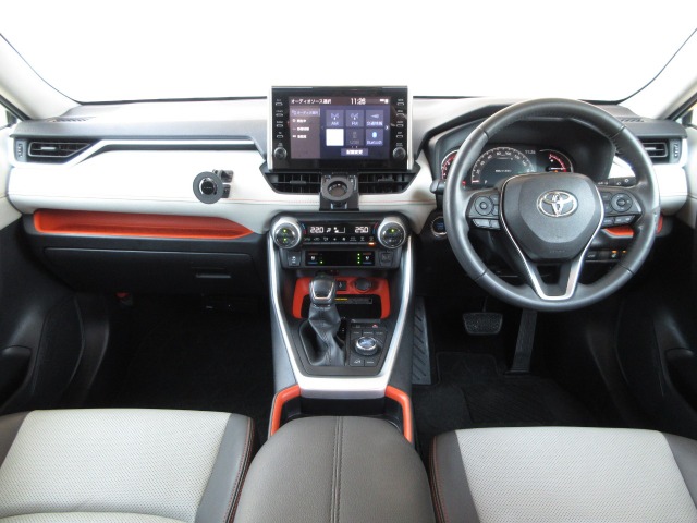 Toyota RAV4 8