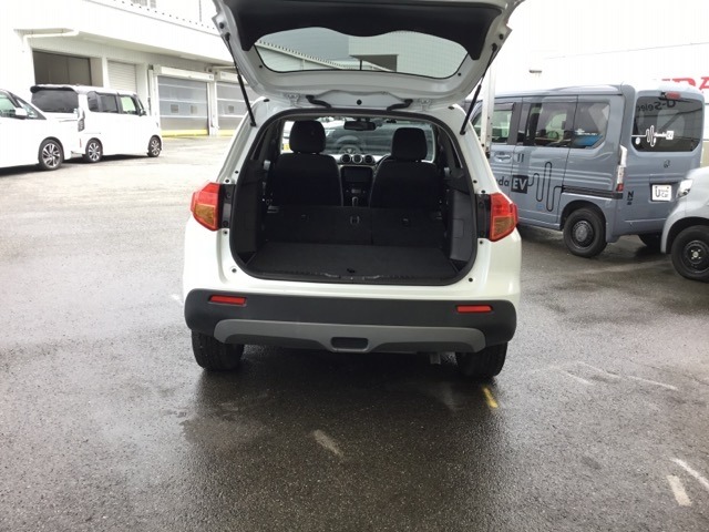 Suzuki Escudo 8