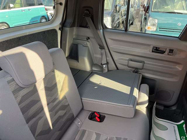 Daihatsu Taft 12