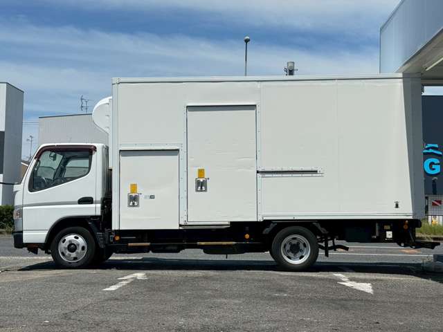 Mitsubishi Fuso Canter 8
