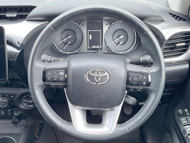 Toyota Hilux 12