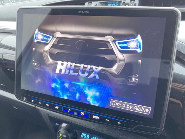 Toyota Hilux 3