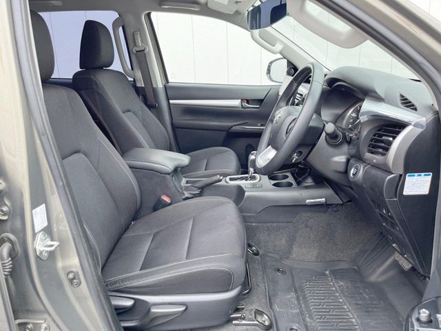 Toyota Hilux 10