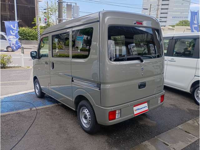 Suzuki Every 8